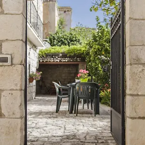 Couette-café Il Giardino Dei Mandarini, Modica